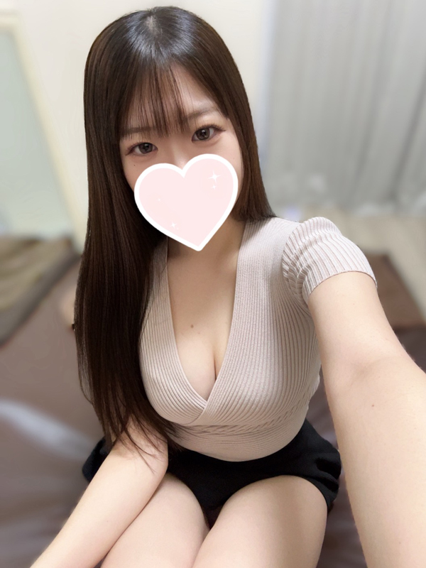 柊ひな